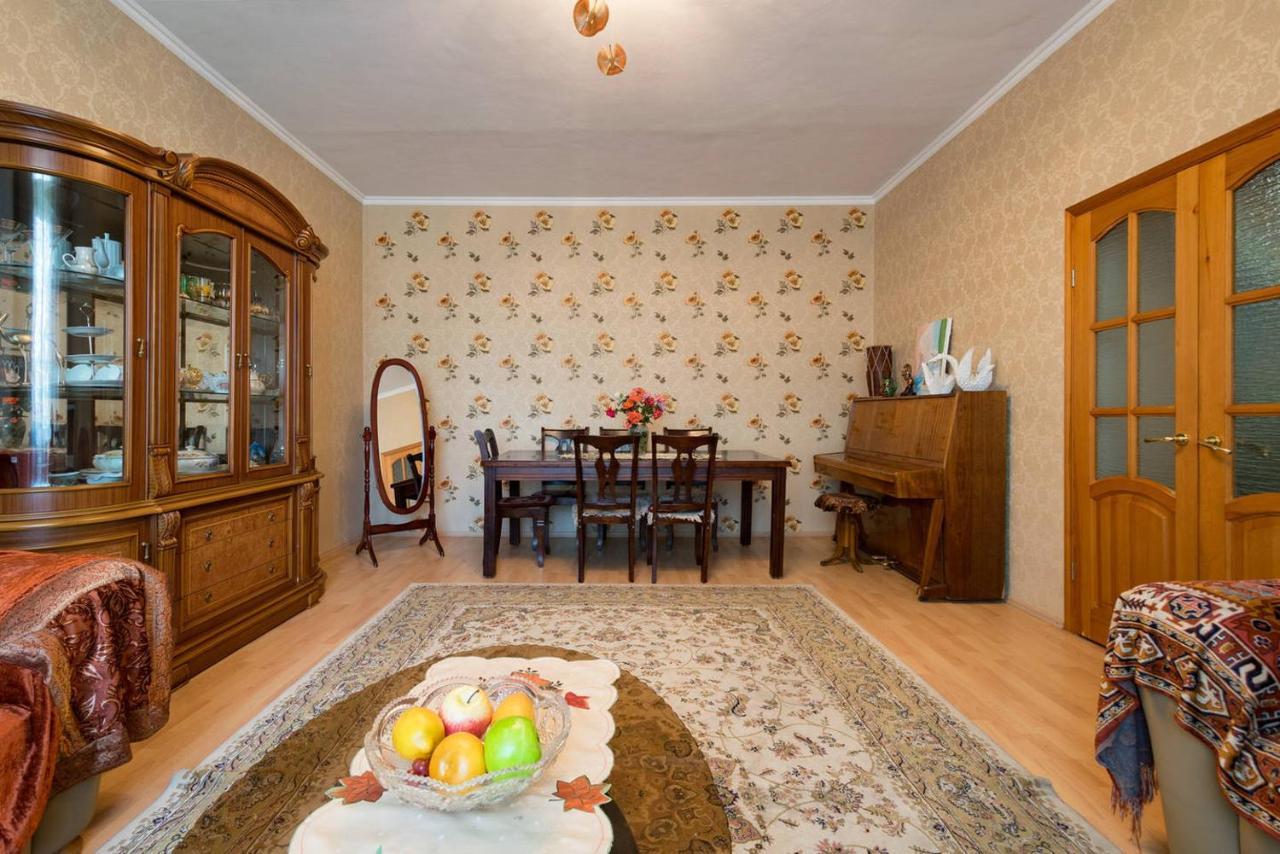 Guest House On Maksimova 9 Almaty Eksteriør bilde